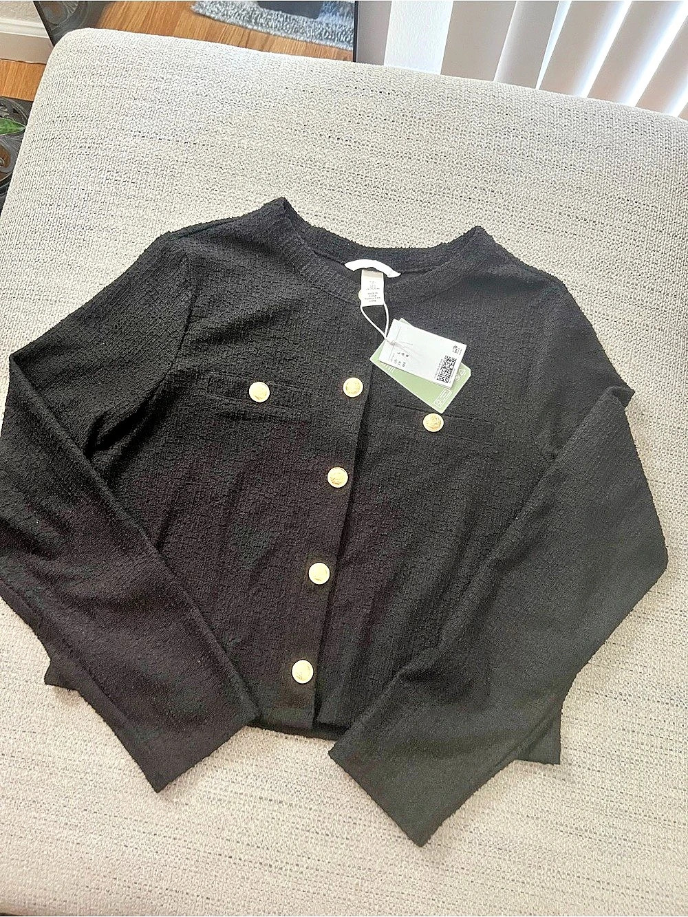 H&Medium Textured-Knit light Cardigan